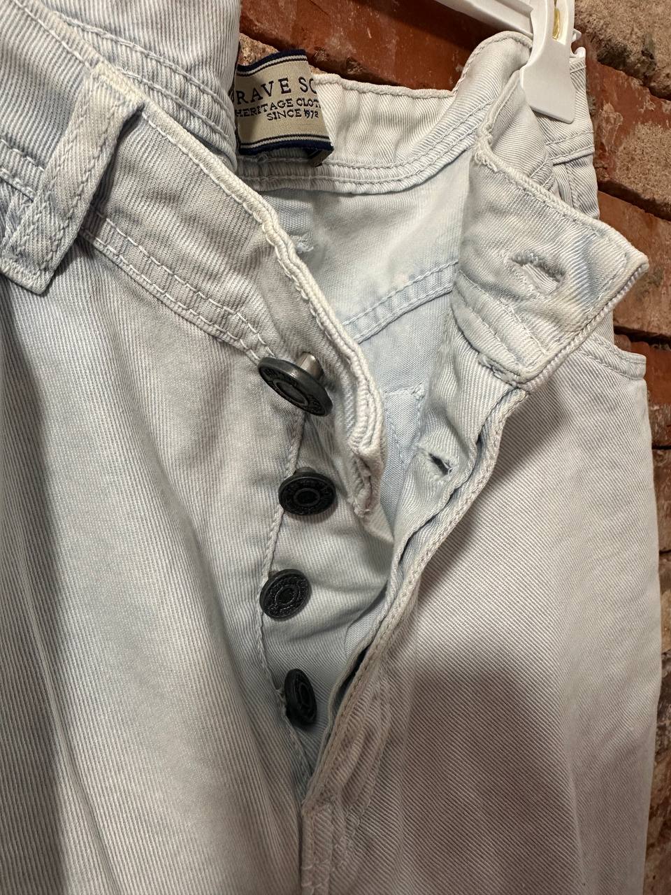 Jasnoszare jeansowe szorty BRAVE SOUL