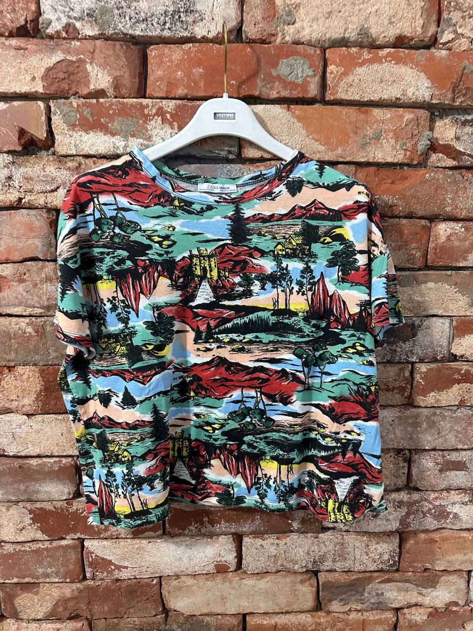 T-shirt z leśnym printem, ZARA