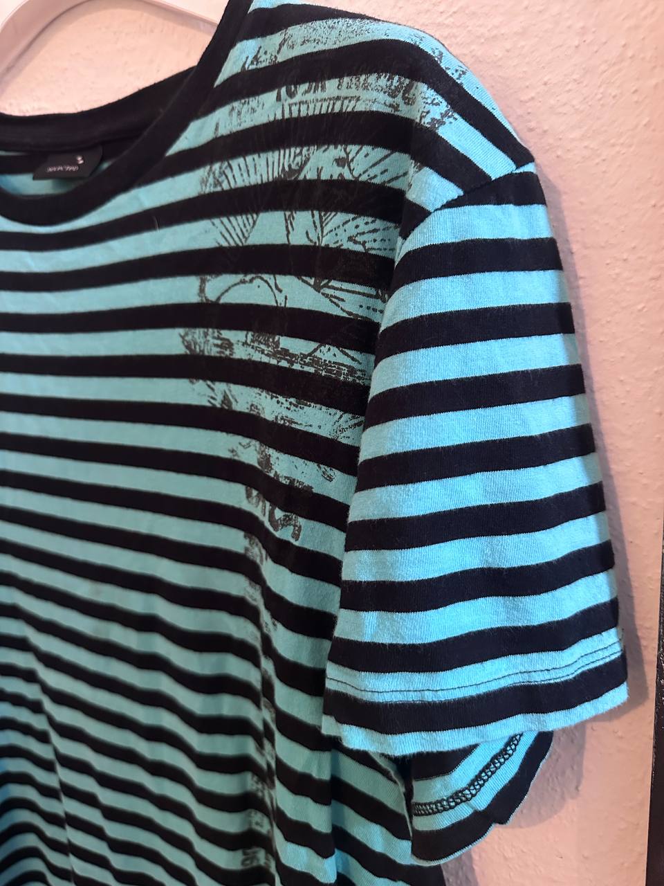 T-shirt w turkusowe paski – Selected