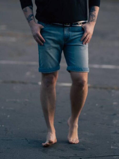 Szorty jeansowe Top Secret z kontrastowym mankietem