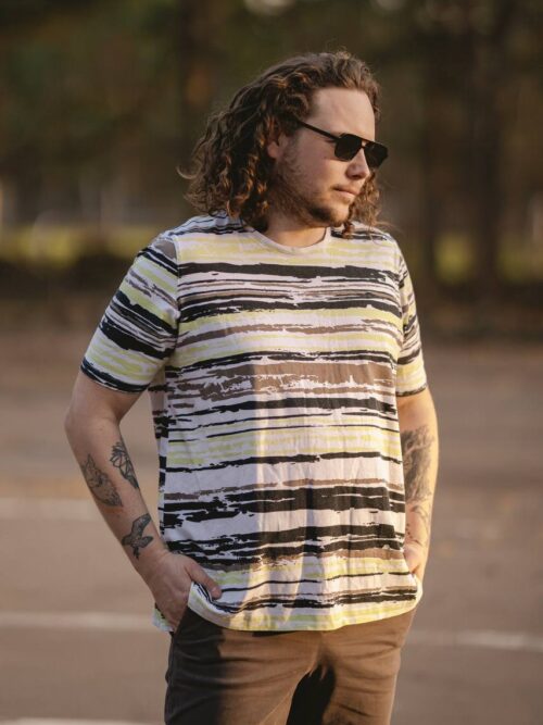 T-shirt w limonkowe mazy – Joy Sportswear