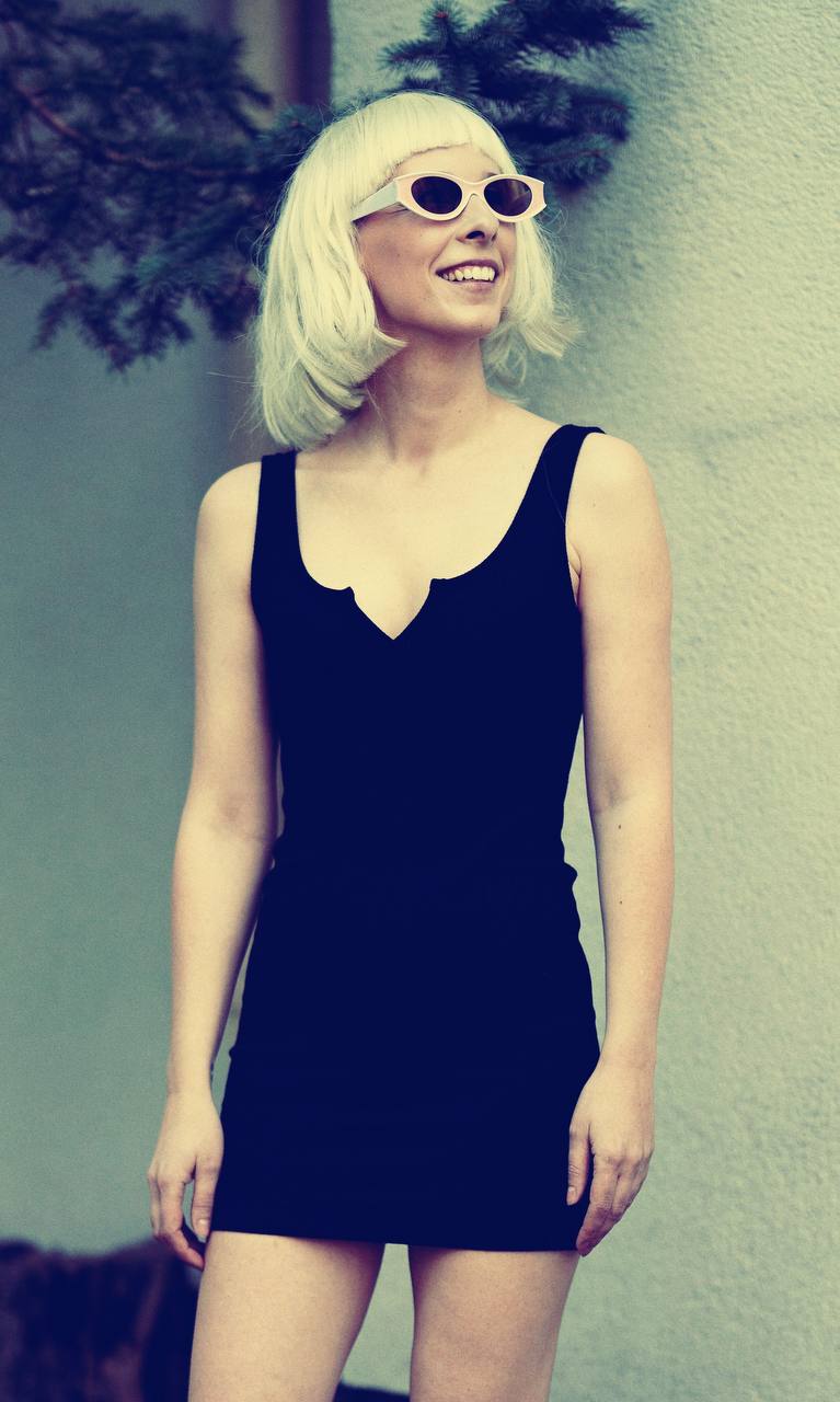 Mała czarna – TOPSHOP