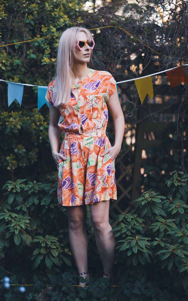 Kombinezon vintage w muszelki i tropiki