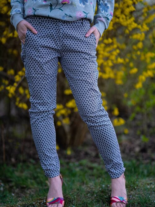 Spodnie H&M w geometryczny wzorek