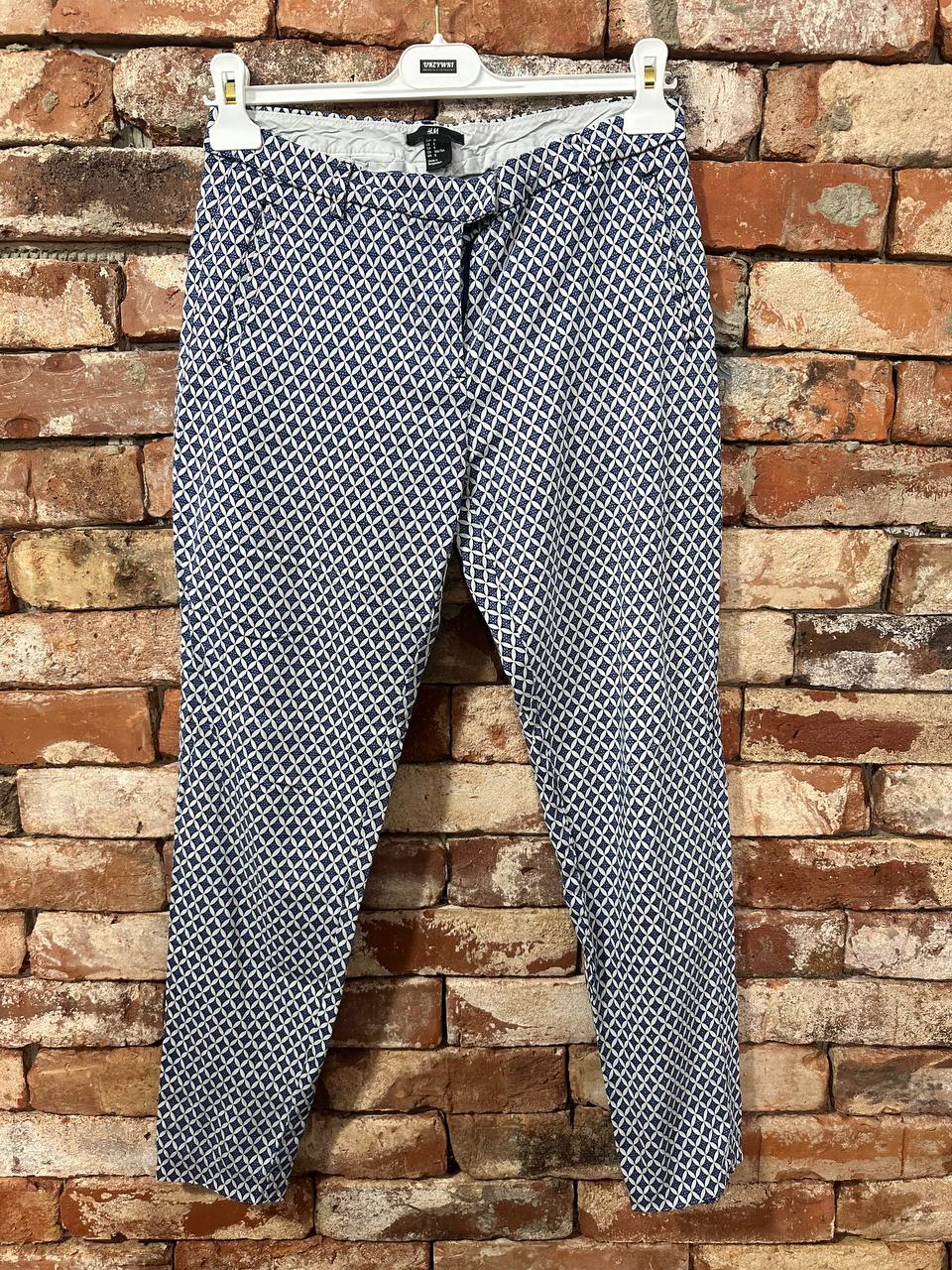 Spodnie H&M w geometryczny wzorek