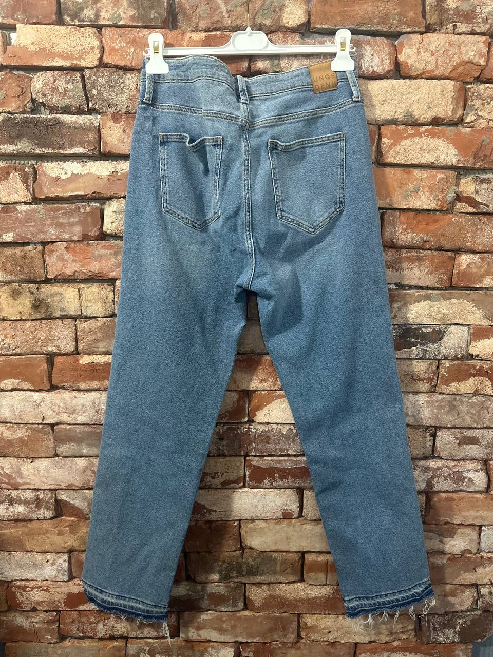 Tęczowe jeansy UNQE DENIM