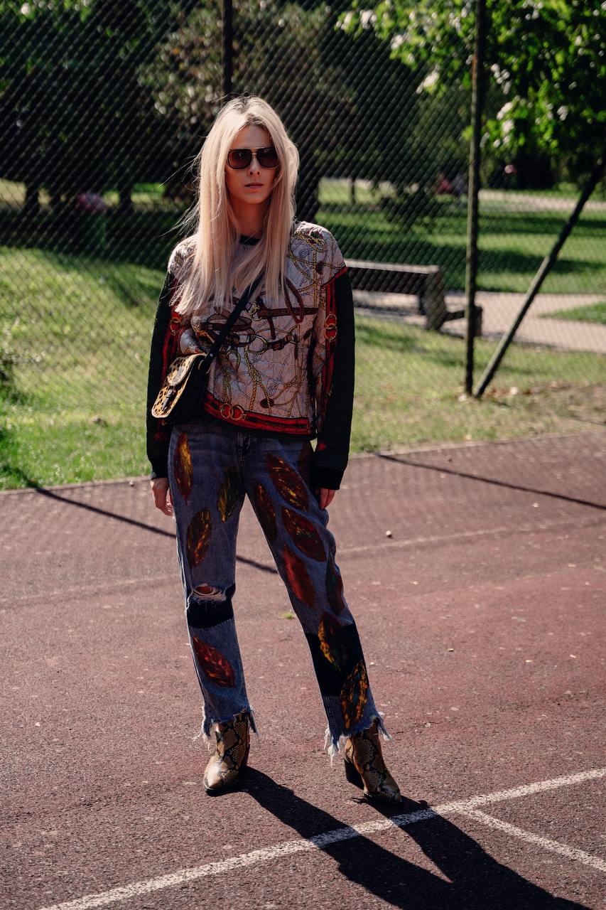 Spodnie malowane jesienne liście Cubus