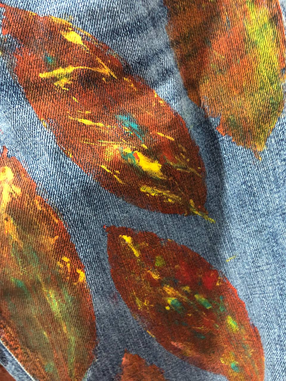 Spodnie malowane jesienne liście Cubus